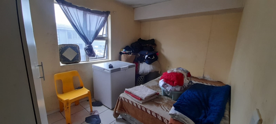 1 Bedroom Property for Sale in Maitland Western Cape